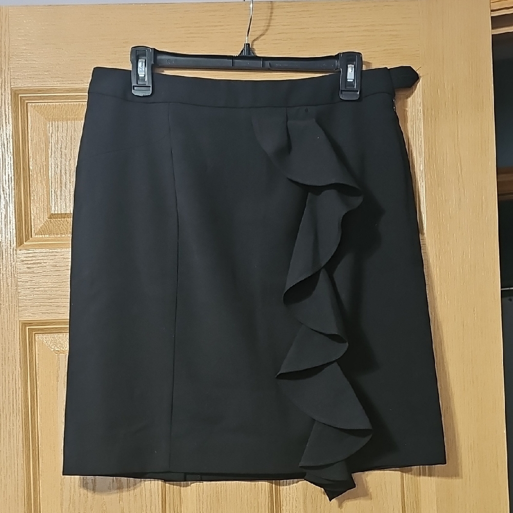 Adrienne Vittadini Black Ruffled Pencil Skirt